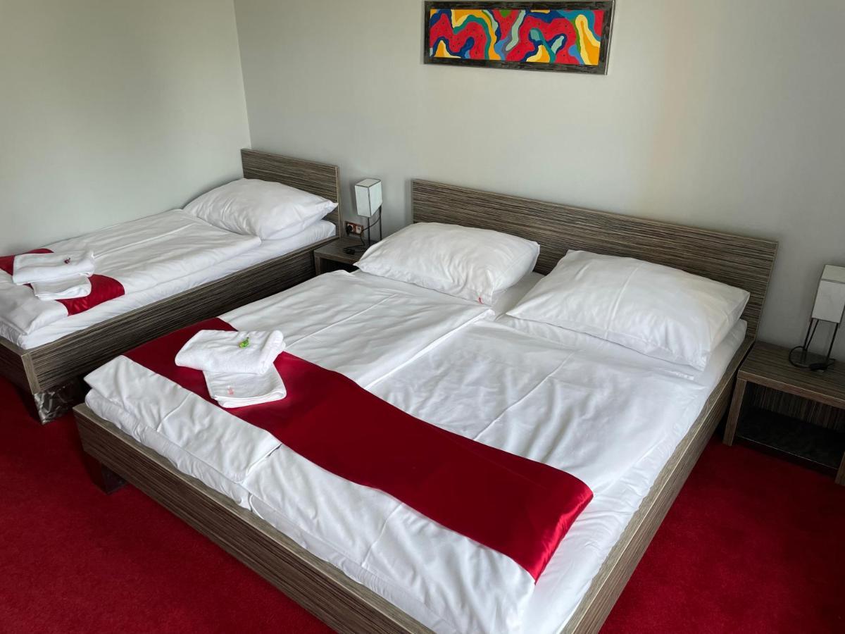 Hotel Olympia 코프리브니체 외부 사진